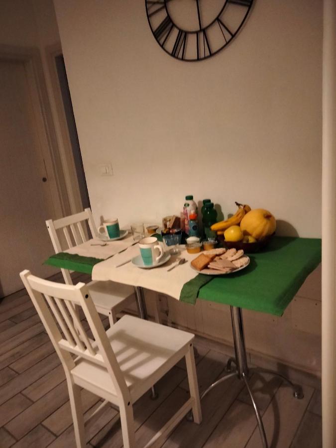 ボローニャCasavacanzacentrale Privatoアパートメント エクステリア 写真