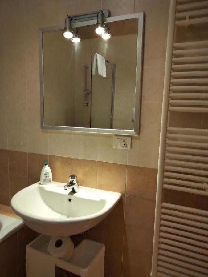 ボローニャCasavacanzacentrale Privatoアパートメント エクステリア 写真